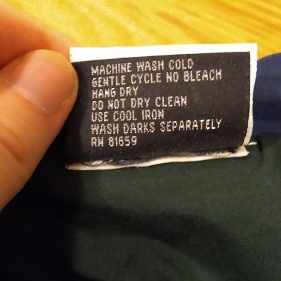 Walt Disney World Green Windbreaker/Raincoat - featuring Pooh in golf gear (sz) - Picture 4 of 5